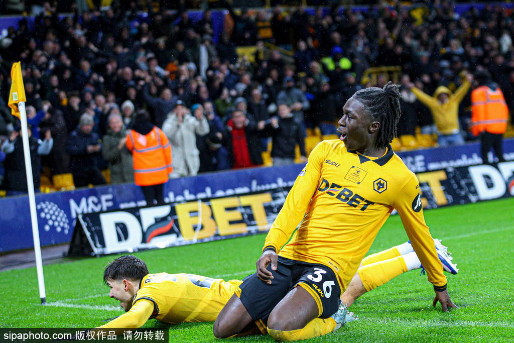 爆冷！英超倒数第一狼队2-0维拉 曼联本轮取胜将升至第3